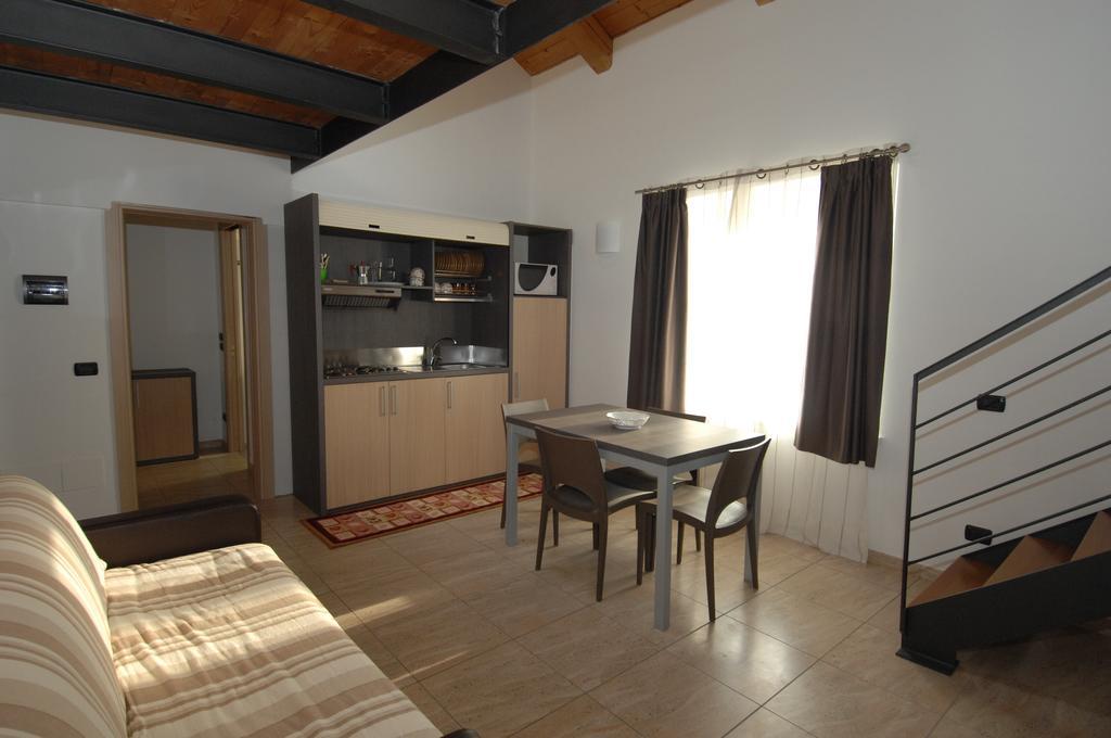Appartamenti Via Toti 1 Alba  Room photo